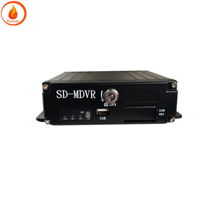 Système de surveillance 4 voies de la voiture DVR Caméra de la voiture DVR avant et arrière